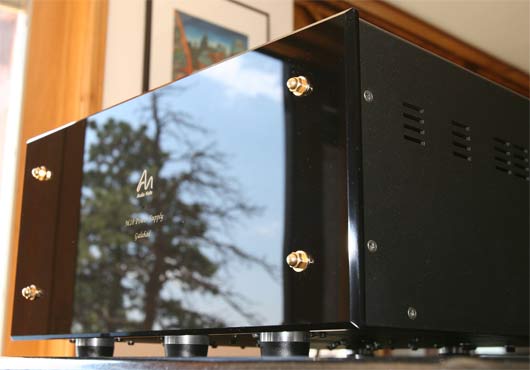 One of the Audio Note M10 preamplifier's Galahad power supply